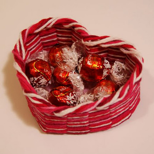 DIY Heart Shaped Gift Basket | Valentine Home Decor Ideas